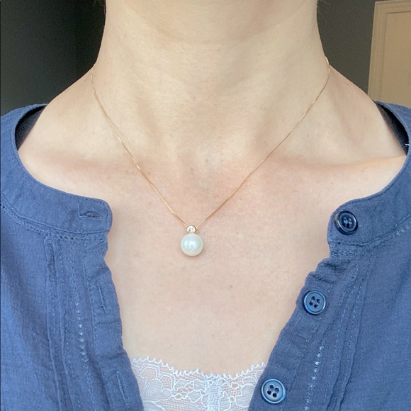 Simulated 10mm pearl pendant with CZ - Picture 2 of 5